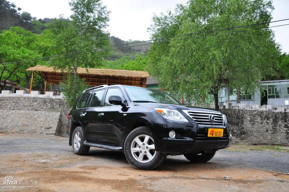 ׿˹LX570Գʵͼ 