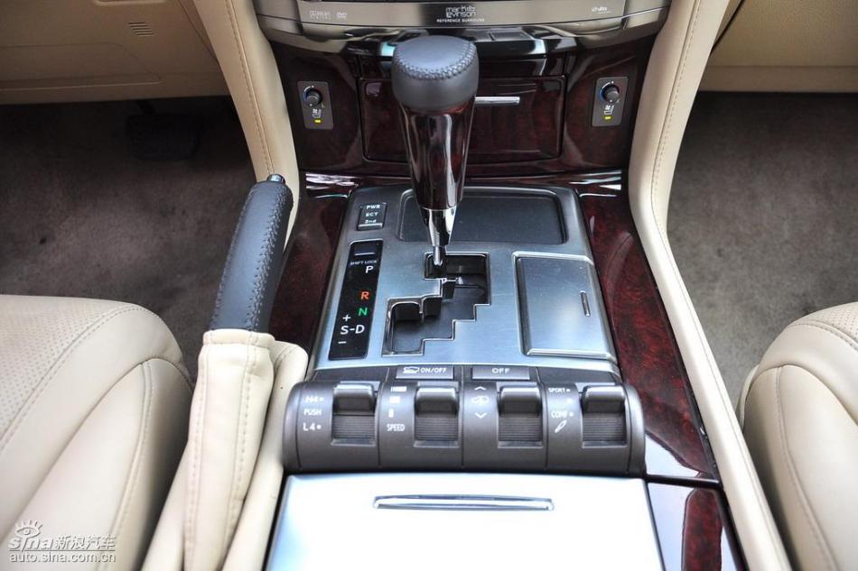 ׿˹LX570Գʵͼ