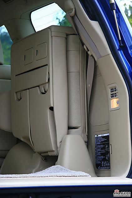 ԼLX 570