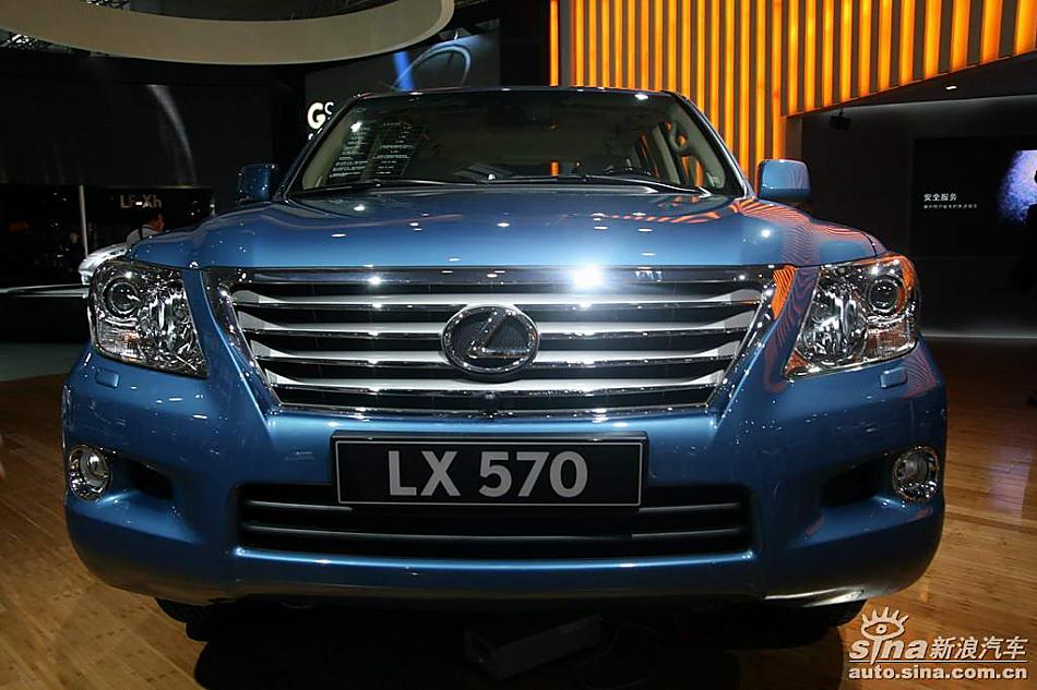 LEXUS LX
