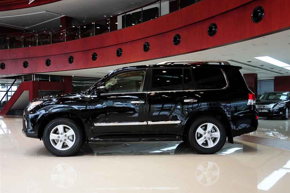 2013 LX570  