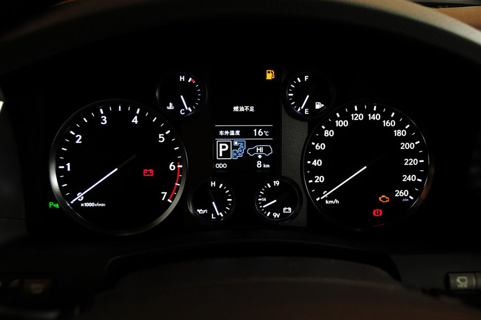 2013 LX570  