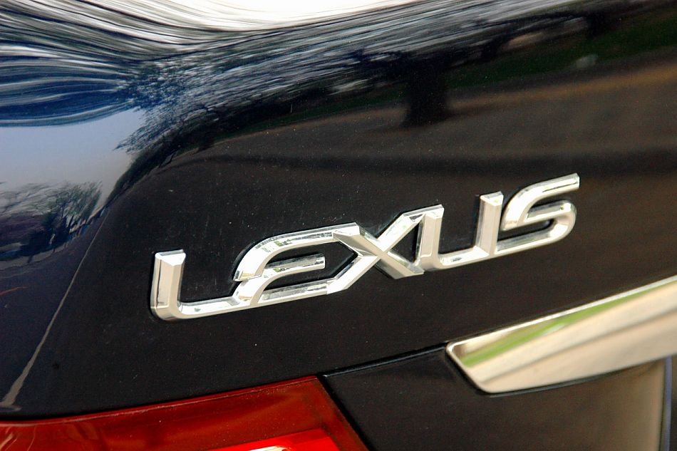 LEXUSLS600hl