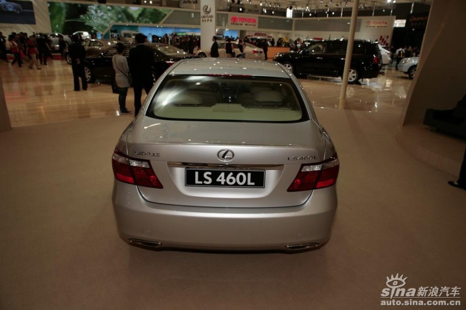 LS460