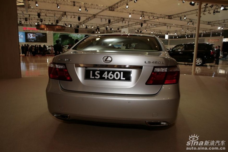 LS460