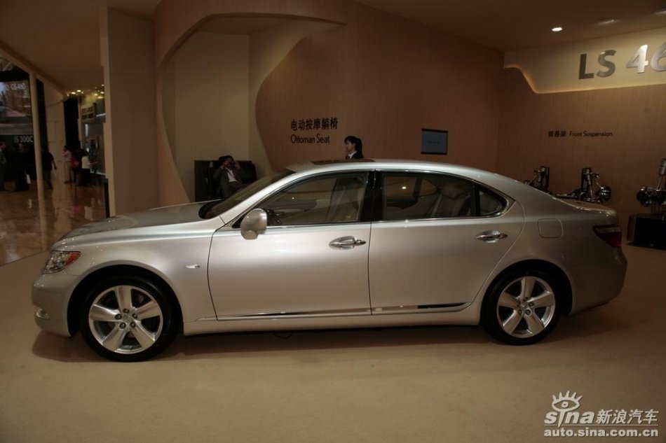LS460
