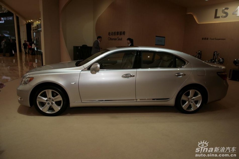 LS460