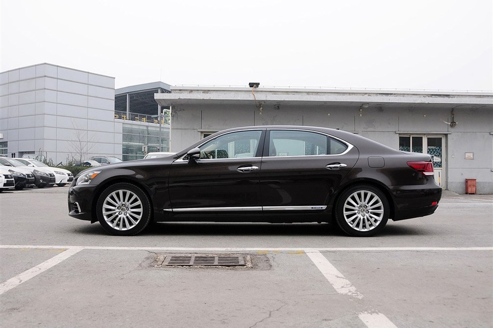 ׿˹LS 2013 600hL 