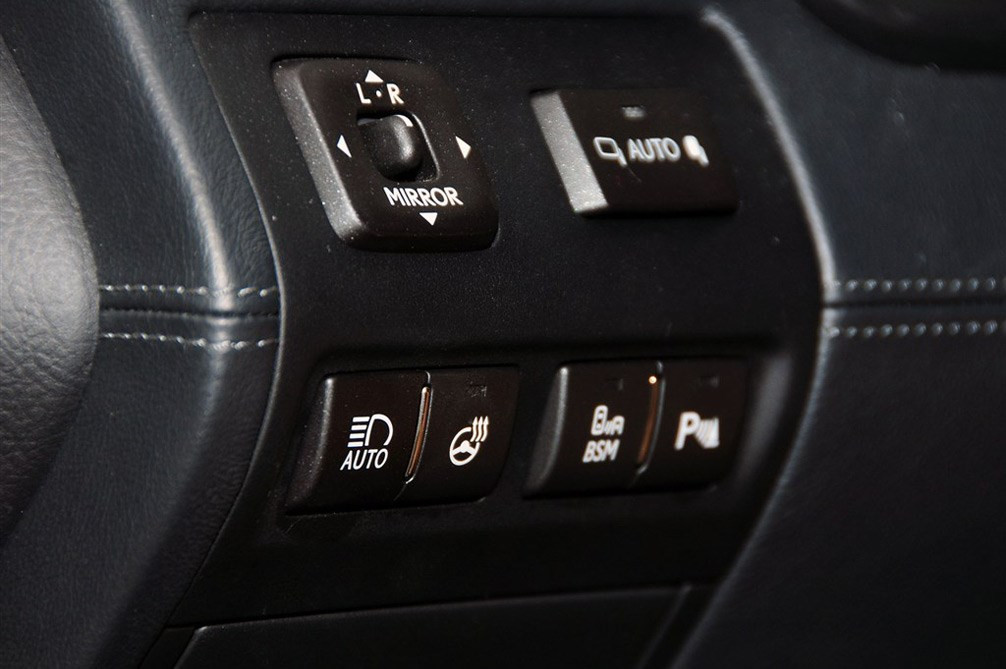 ׿˹LS 2013 600hL 