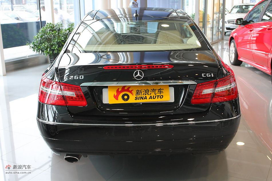 2010E260 Coupe