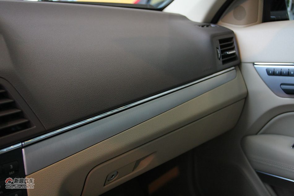 2010E260 Coupe