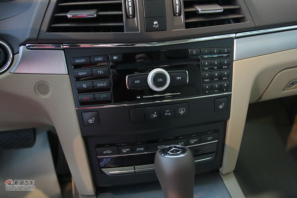 2010E260 Coupe