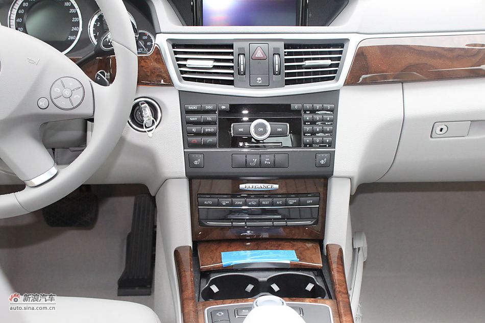 E300