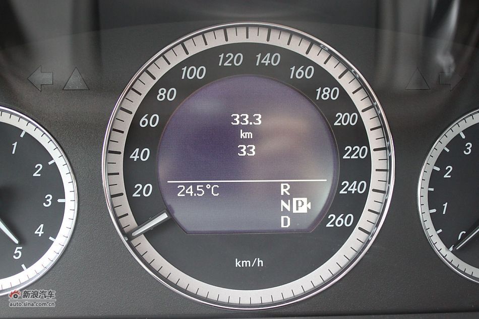 E300
