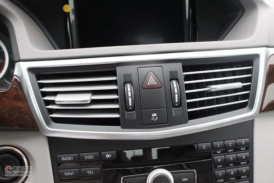 E300