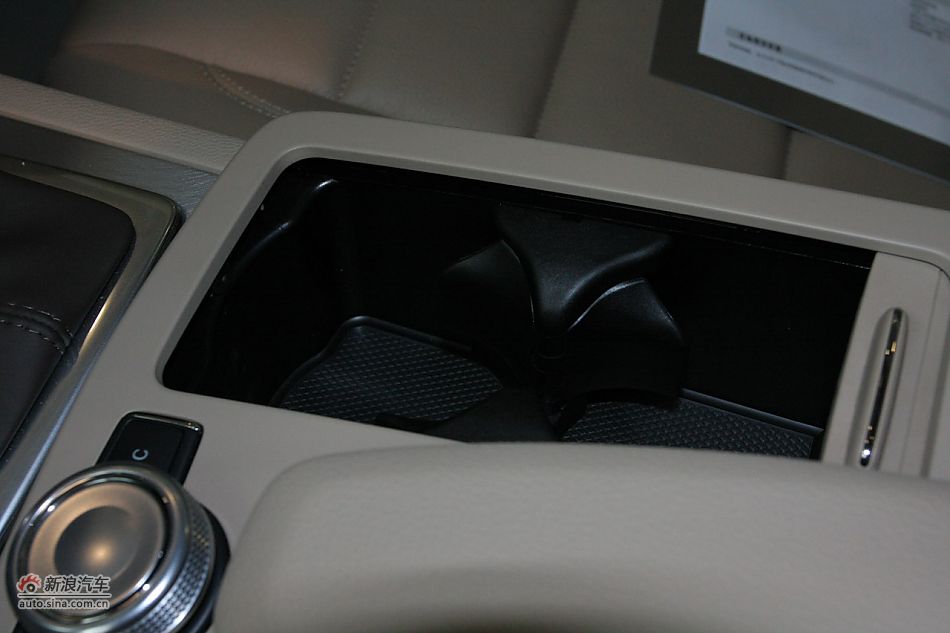 2010E260 Coupe