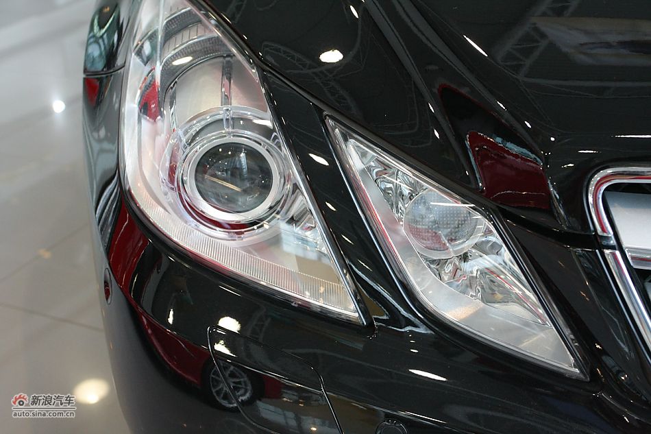 2010E260 Coupe