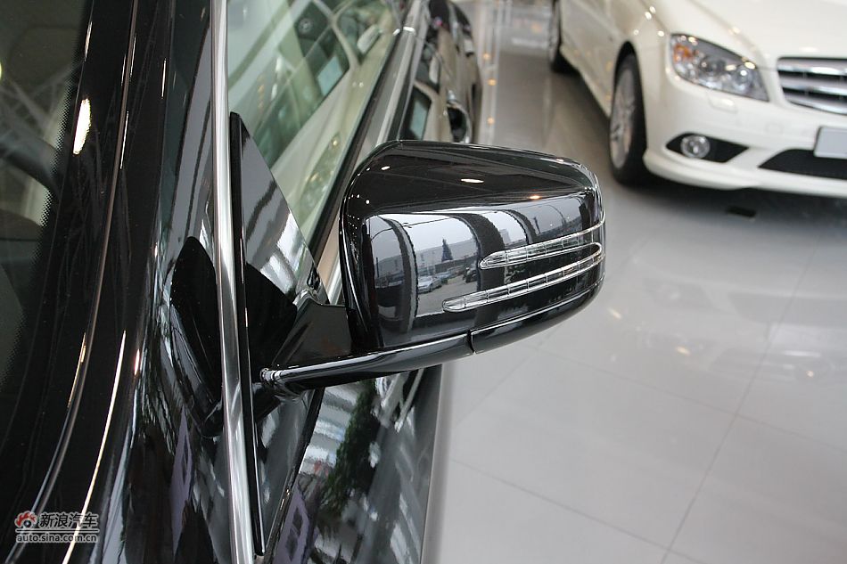 2010E260 Coupe