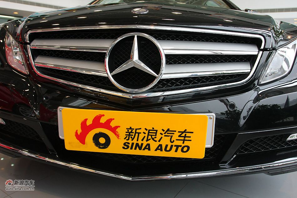 2010E260 Coupe