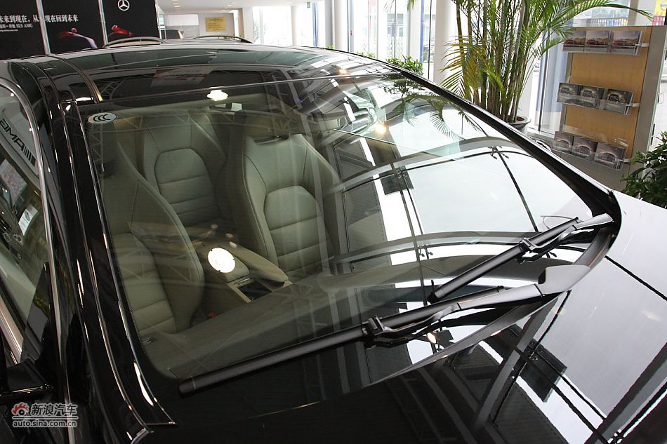 2010E260 Coupe