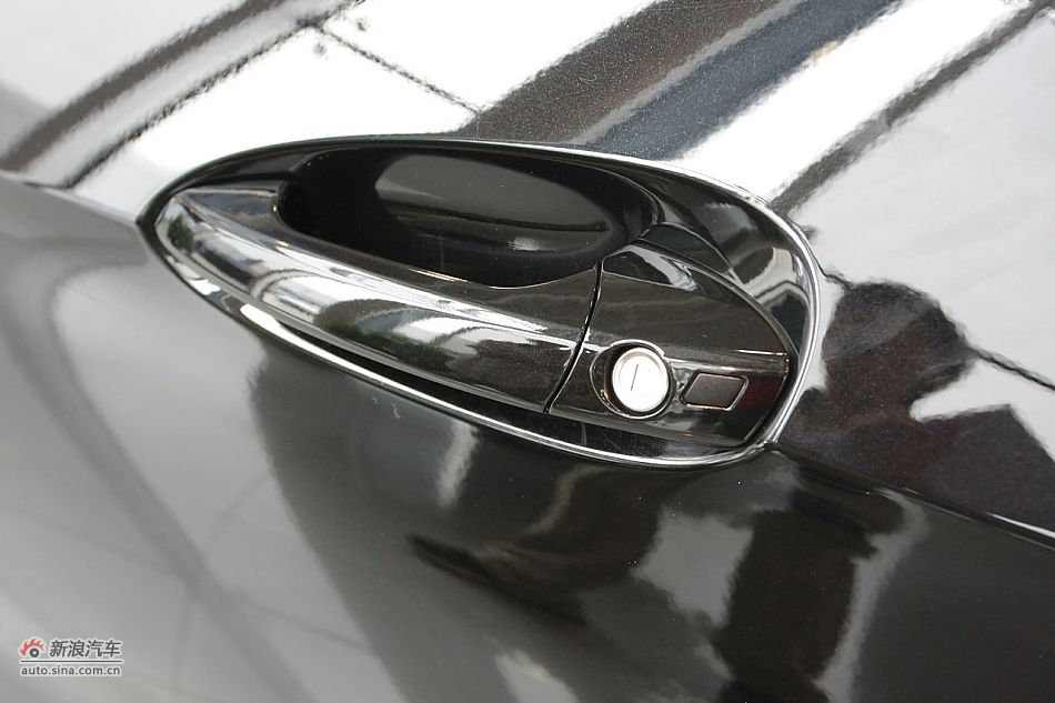 2010E260 Coupe