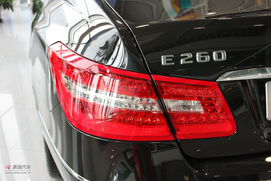 2010E260 Coupe