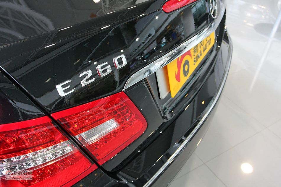 2010E260 Coupe