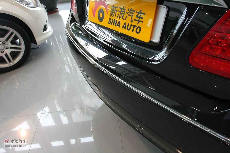 2010E260 Coupe