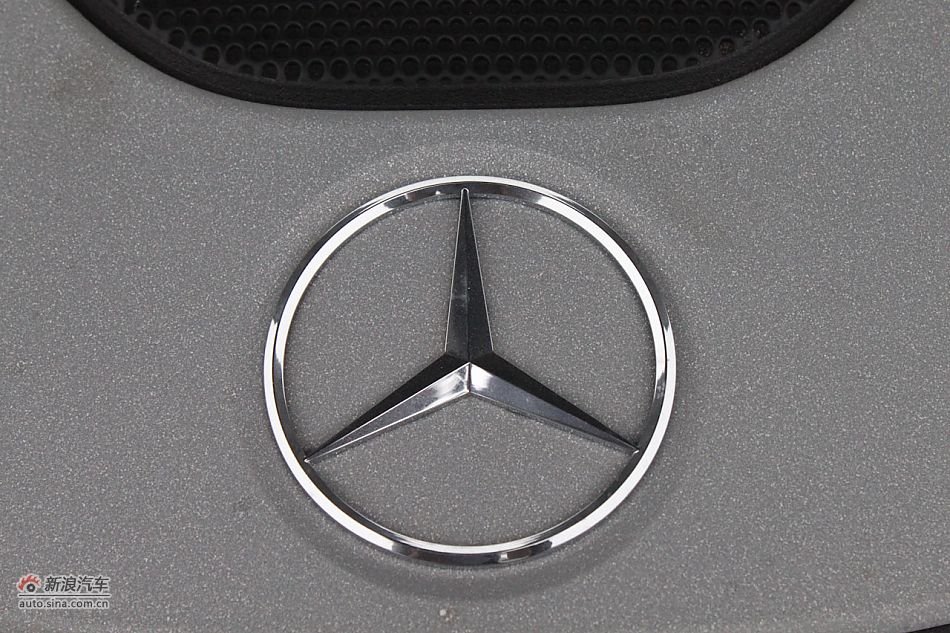 E300