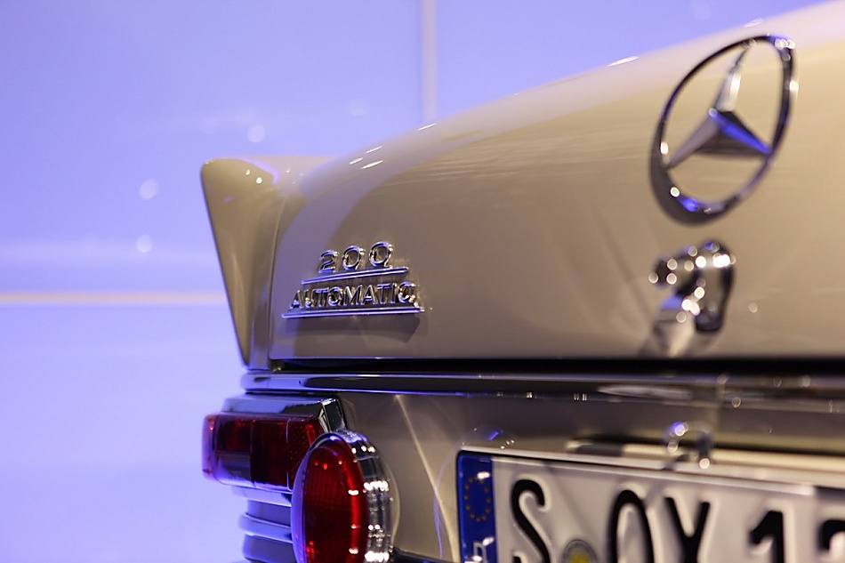 1953-1961 һE W120-W121