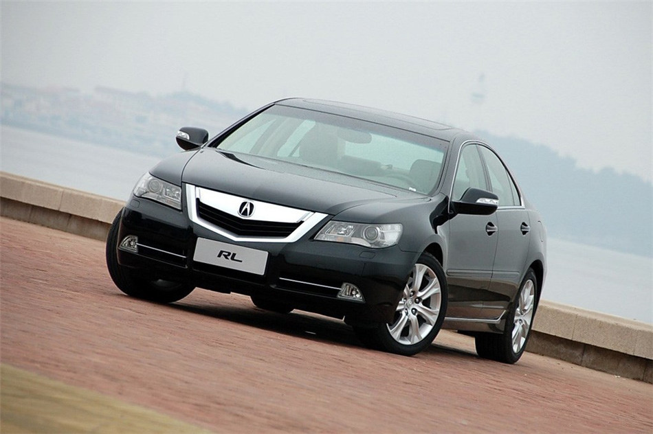 09 3.7 AWD 