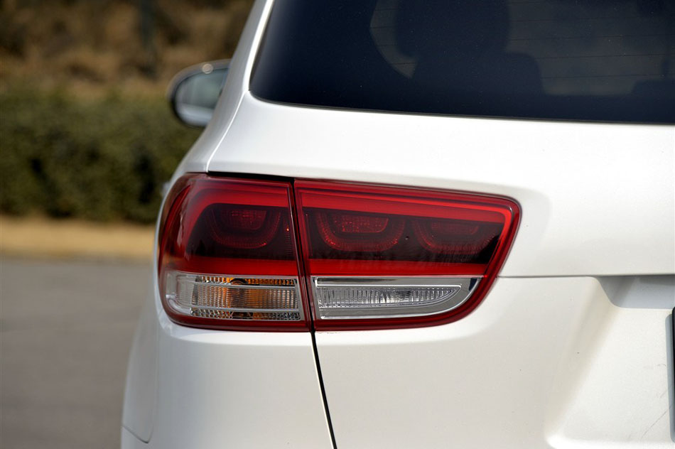 2015 L 2.4L 4WDӢ 7
