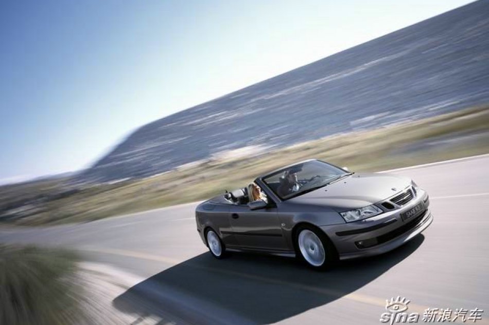 2004 SAAB 9-3 