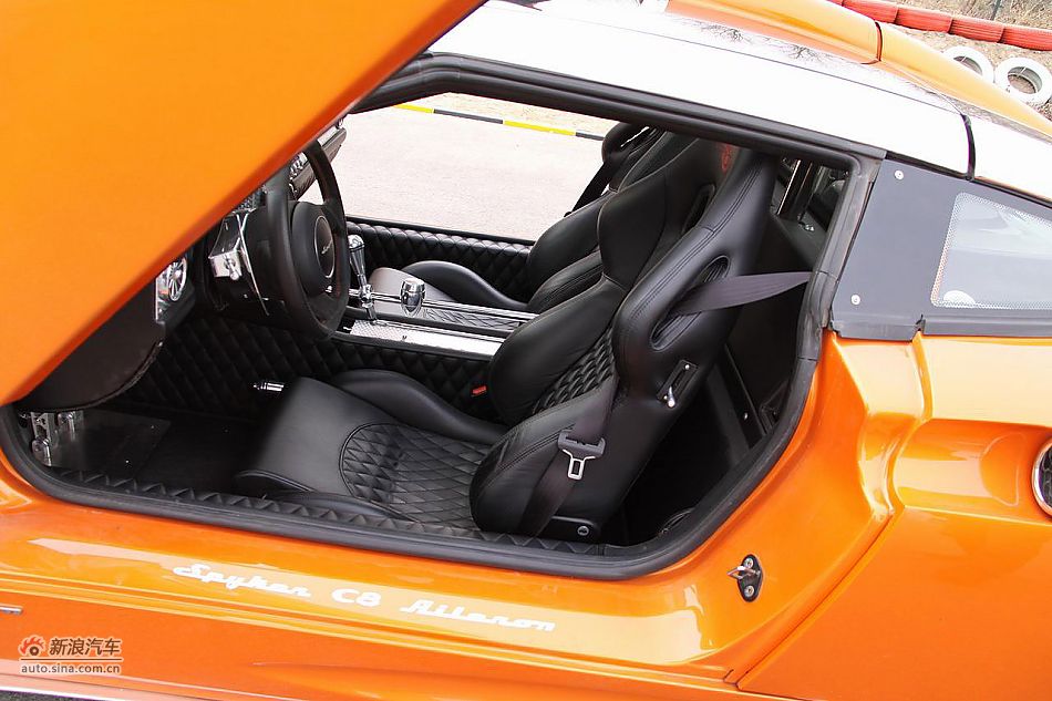 C8