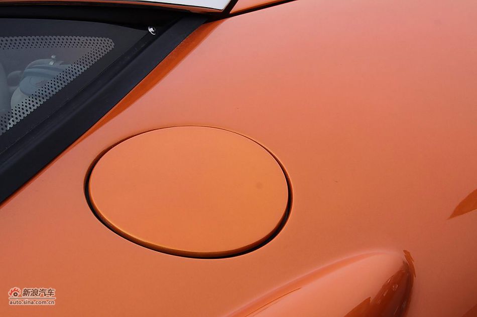 C8