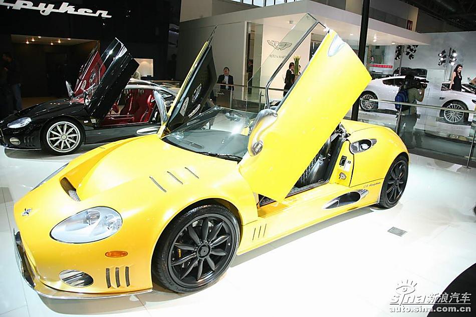 C8