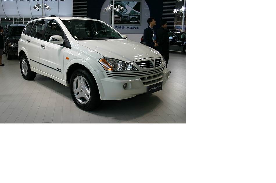 ˫kyron SUV