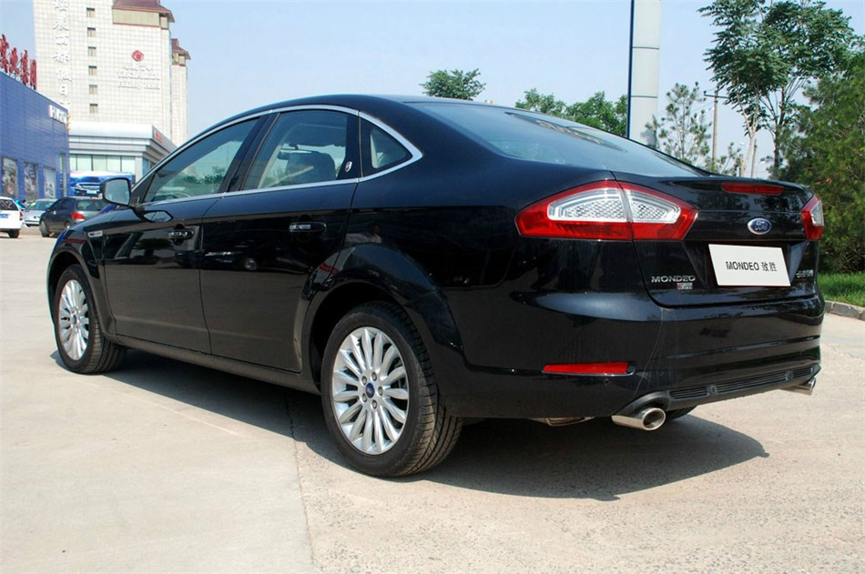 2011 2.3L AT  