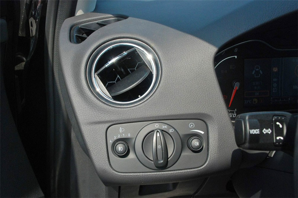 2011 2.3L AT  