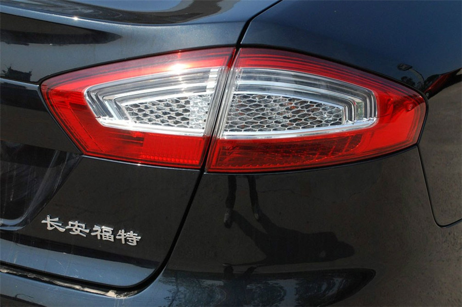 2011 2.3L AT  