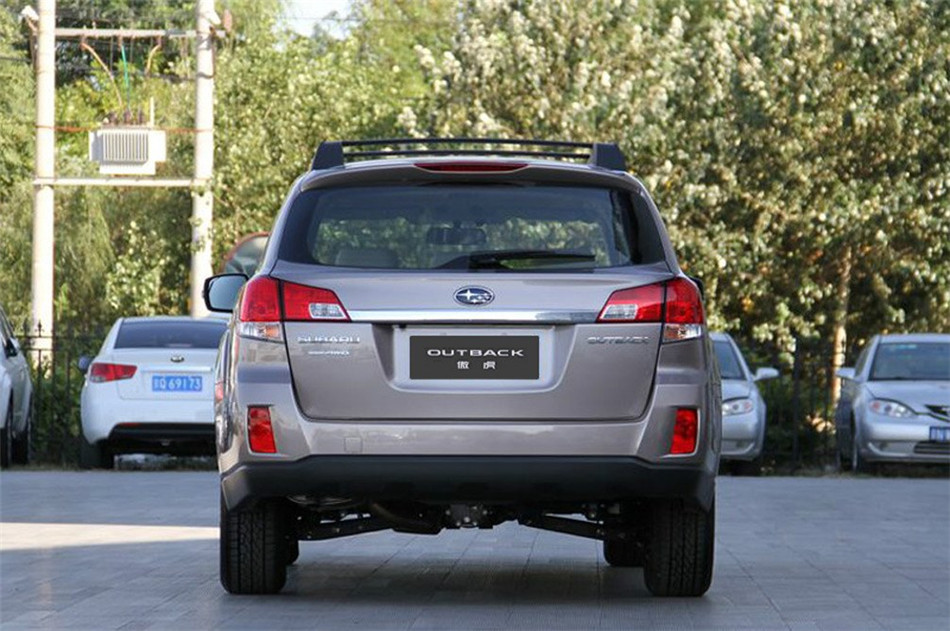 2013 2.5i AT  
