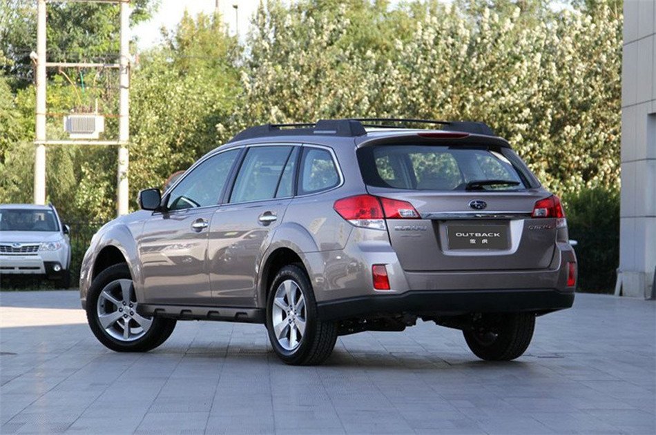 2013 2.5i AT  