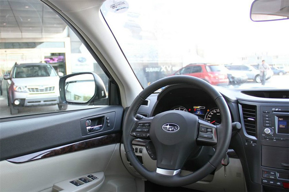 2013 2.5i AT  