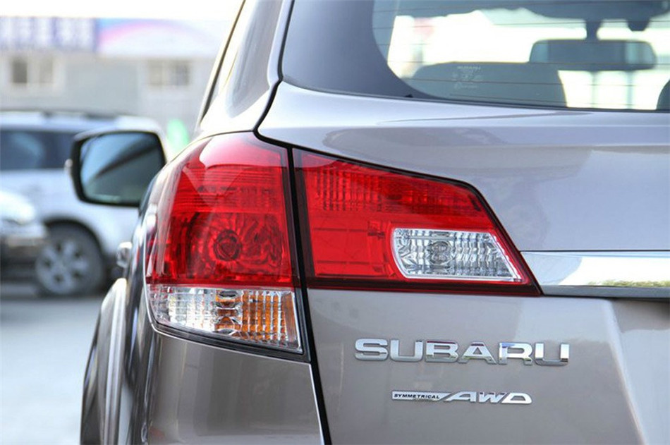 2013 2.5i AT  