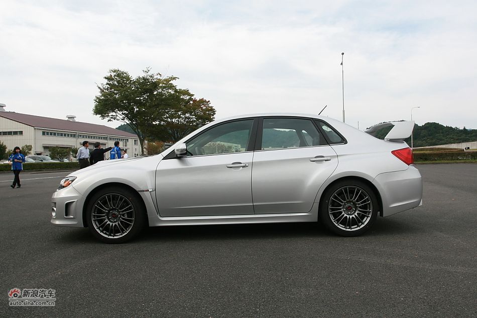 ˹³WRX STI