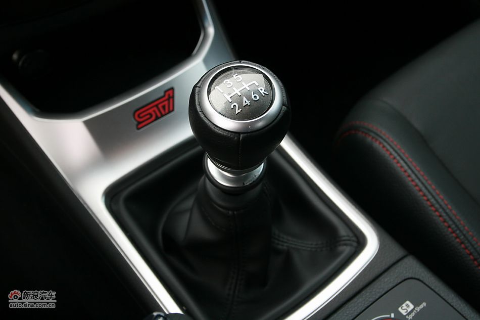 ˹³WRX STI