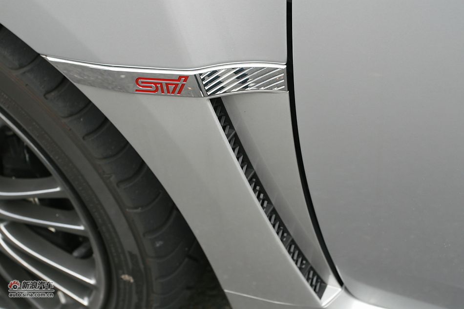 ˹³WRX STI