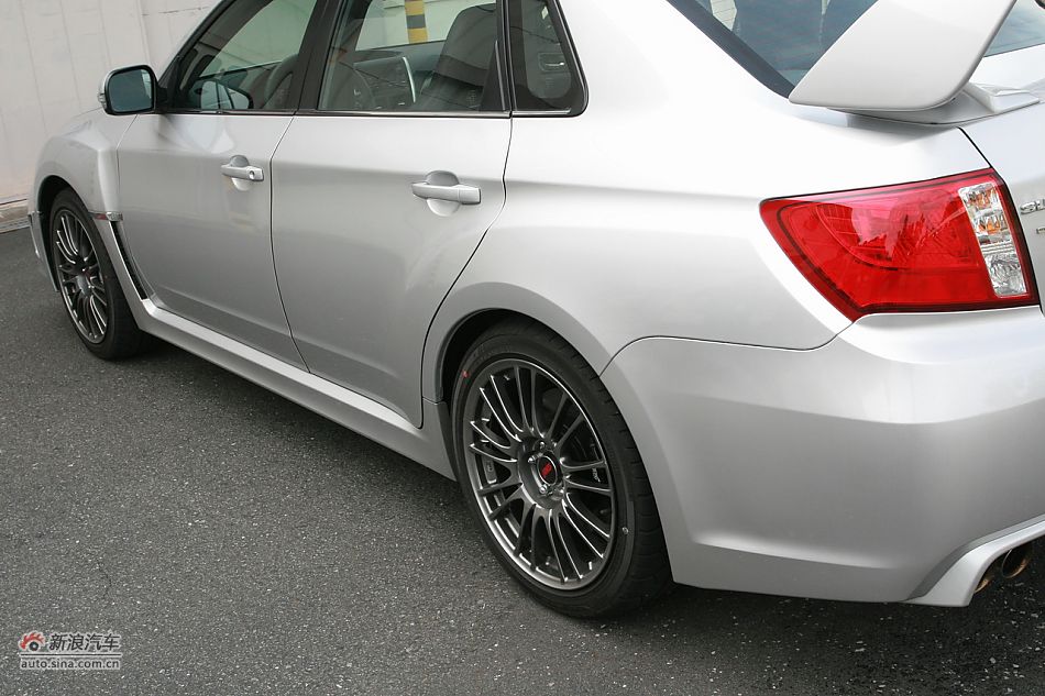 ˹³WRX STI