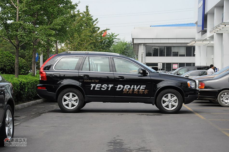 2012ֶXC90