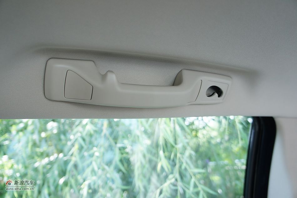 2012ֶXC90